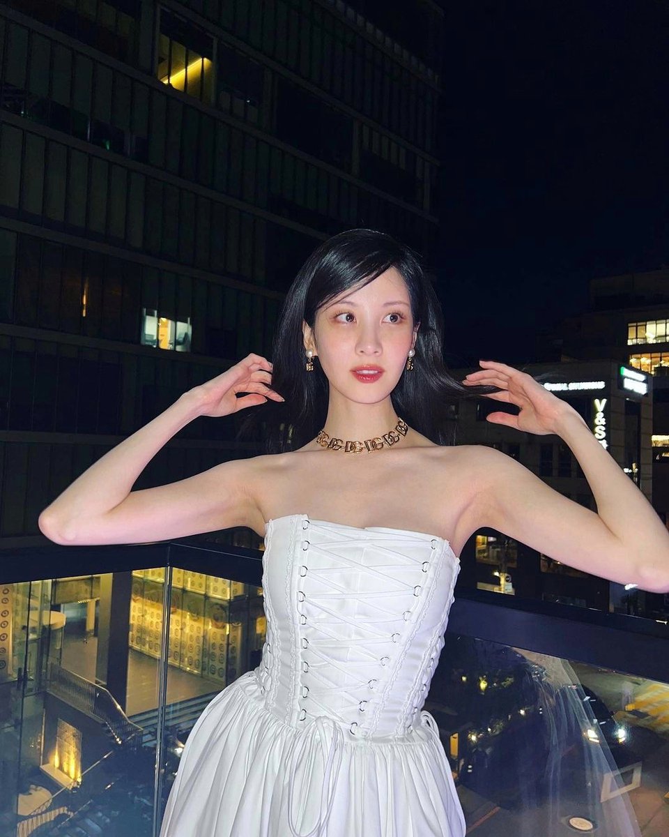 ouhmiyaa's tweet photo. seohyun's viral videos on twitter; a thread

hmu if i missed any! https://t.co/4r9xO7LOnH