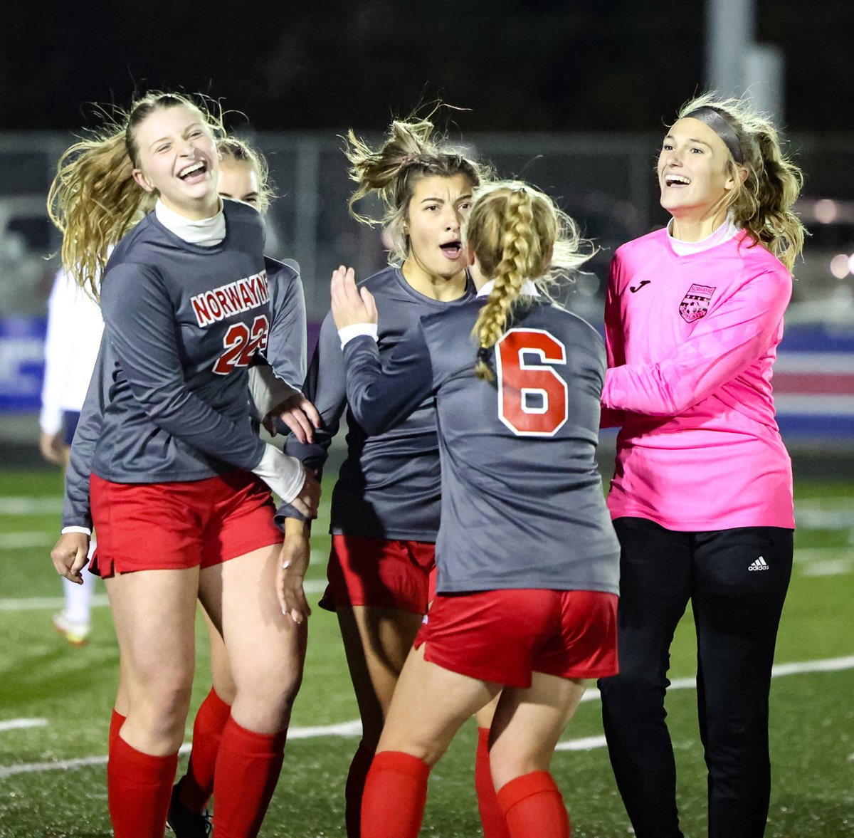 josh_mc1982's tweet image. GSOC: Some celebration photo shots from tonight as Norwayne defeats Wickliffe in a heckuva Div. III District Final battle 1-0 in double OT #TDR #1of4