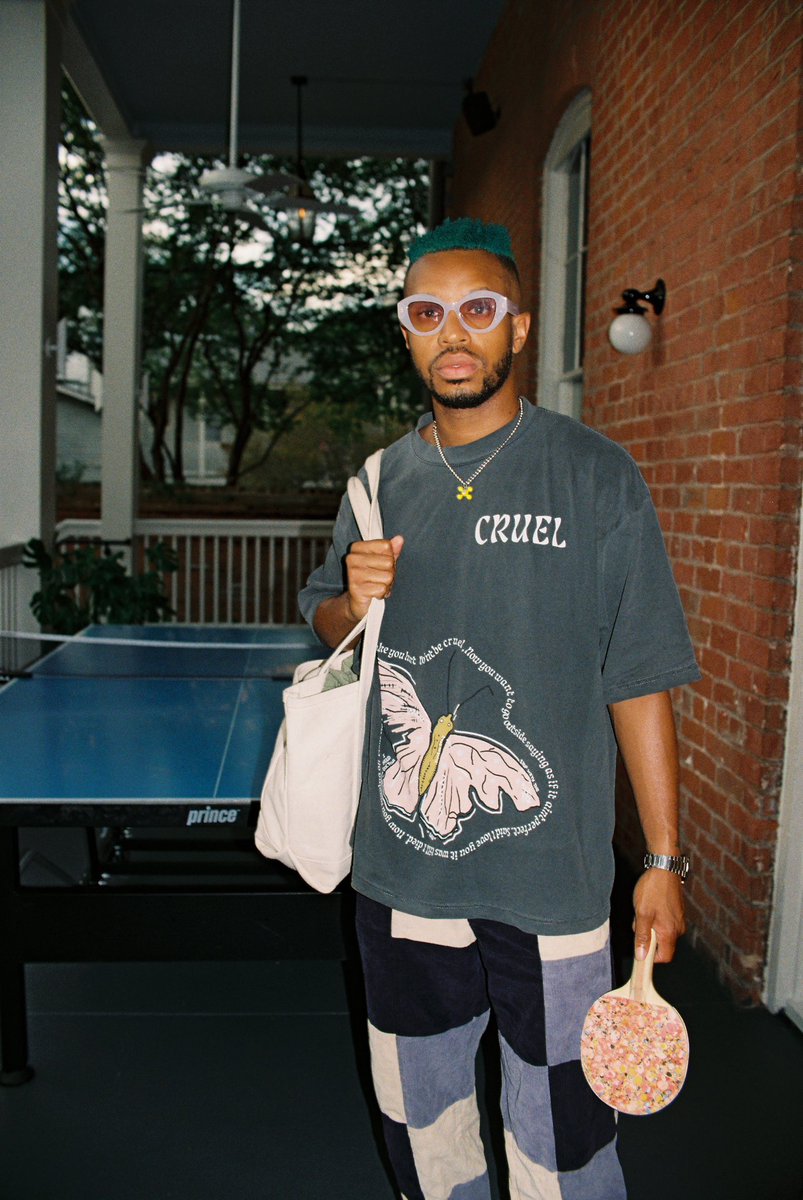 pell🕴🏾💛 tweet media