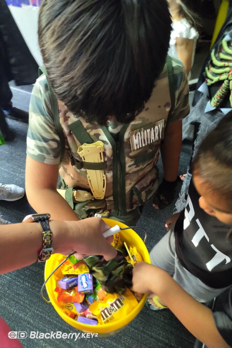 BttLong's tweet photo. Two Hours of Halloween Costume Dodgeball 🏐🏐🏐 (and other games), before and after class photos, and candy during #KidsBJJ! ** Kids classes cancelled on Monday, 10/31! ** 

HAPPY HALLOWEEN! 🎃👻🍬🍭 #bttlongbeach #BTTLB (cont'd) https://t.co/tHcce3c2iV