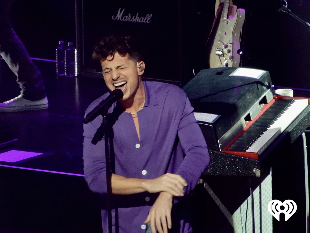 iHeartRadioCA's tweet photo. 🎶 @charlieputh is a music MACHINE 😍🙌🏼 The smile, The song, The instruments! #OneNightOnlyTour https://t.co/KrvSaVxEFO