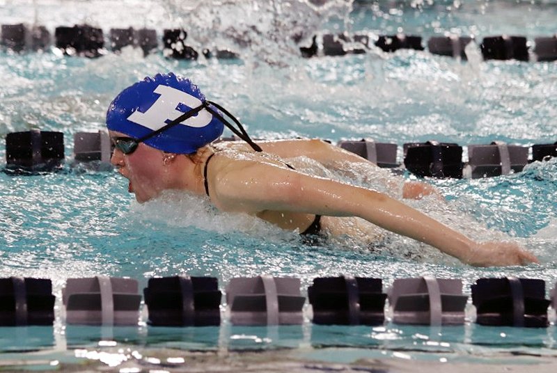 Perry caps regular season with double-dual at Carroll
theperrynews.com/jayettes-divid…
#theperrynews.com #wetellitall #bestperrysportscoverage
<a href="/The_Bluejay_Way/">The Bluejay Way</a> <a href="/PerryActivities/">Perry CSD Activities</a> <a href="/PerryBooster/">Perry Booster Club</a>