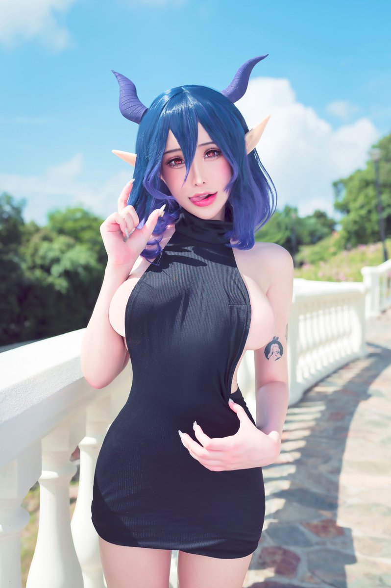 福利姬PLANT LILY 💗分享的黄推图片2 - 网红私拍内容