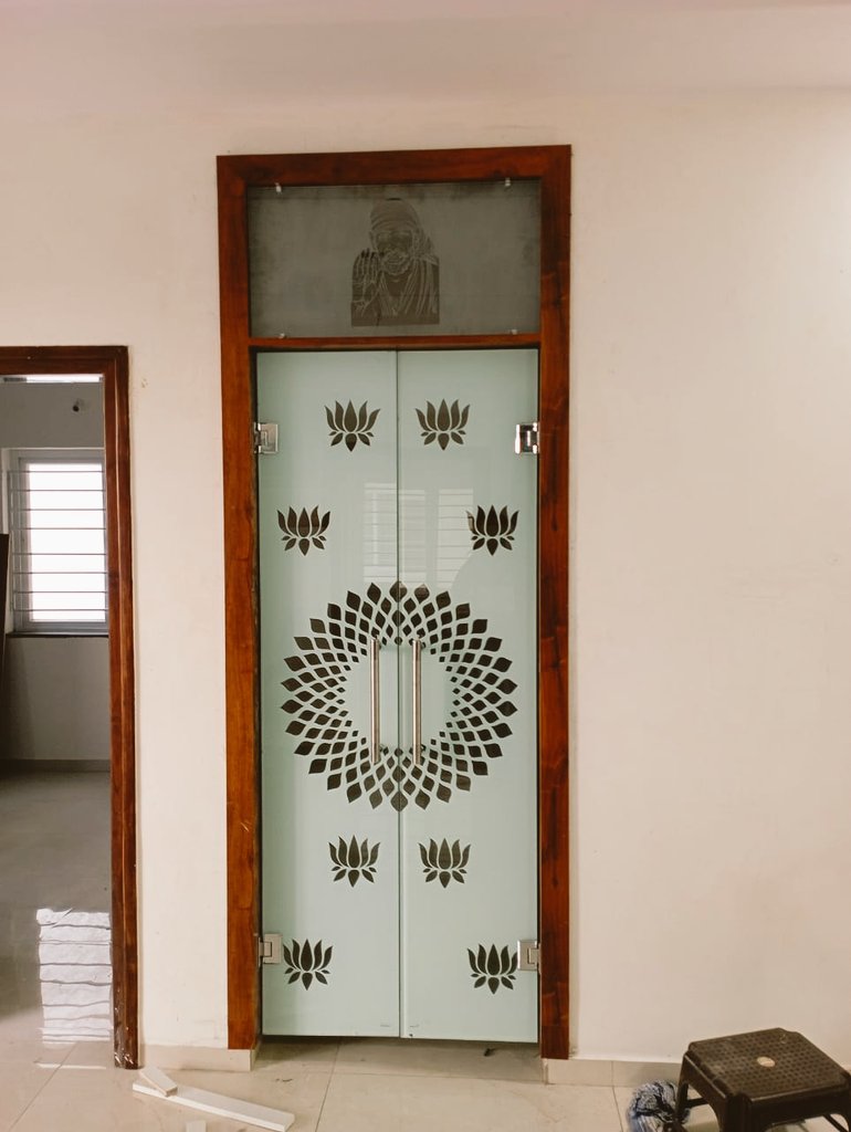 MdOvais's tweet photo. A F Glass works  coll 9989675871 https://t.co/w3SSrRKEwP