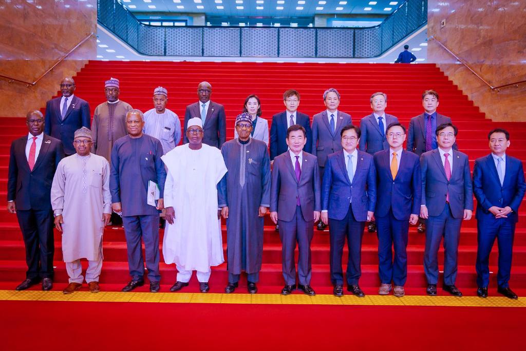 Geoffrey Onyeama tweet media