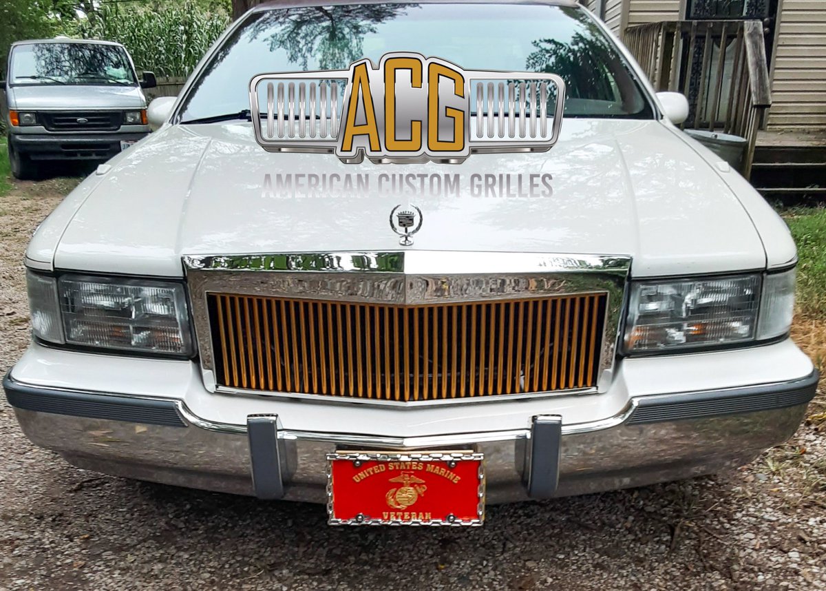 CustomGrilles's tweet photo. Friday gold teeth #lowriders #donk @cadillac https://t.co/HnJ4WE0EOJ