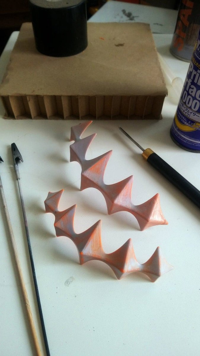 The crown of Ina
From 3D modeling to layout & make up
It's easier to wear with the U-shaped holder😎 