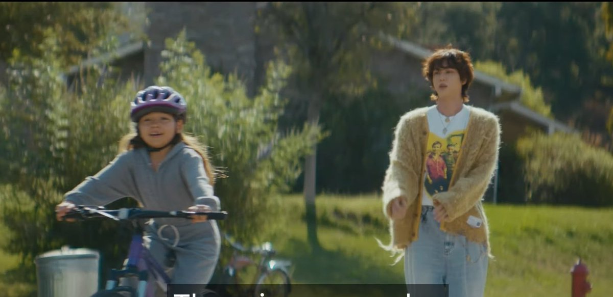 tteokjm's tweet photo. if the little kid represents army then this scene hits different 😭 https://t.co/yoes9qBTJw