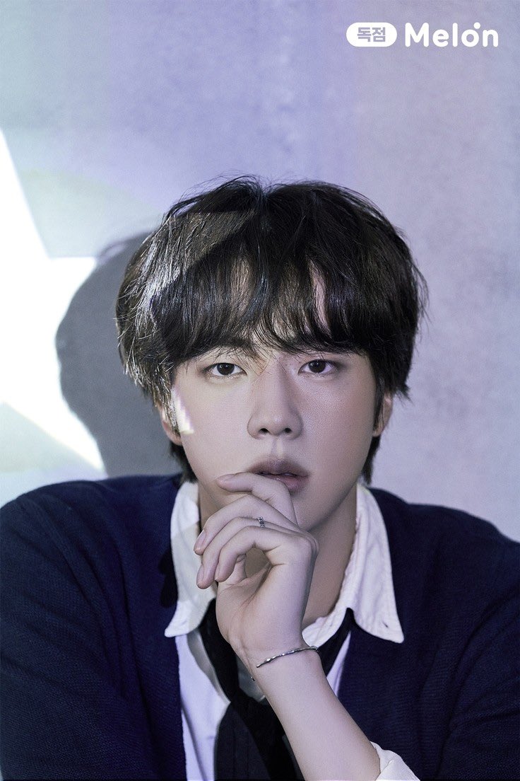 btsbaragi_jk's tweet photo. Exclusive photos of #TheAstronaut by #Jin from Melon https://t.co/rNk6M88KS1