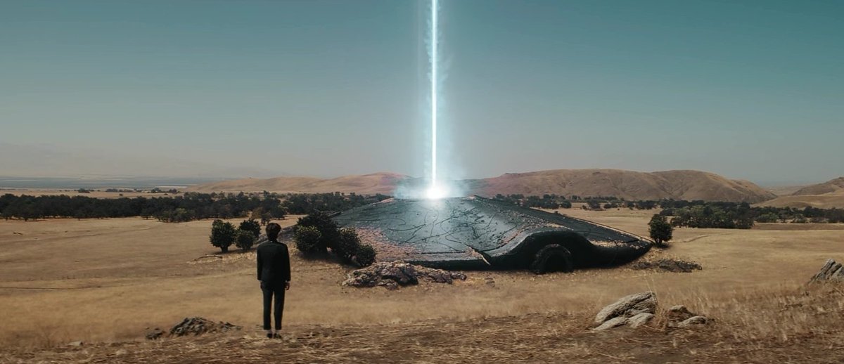 Shinemichm's tweet photo. "Brillabas hacia mí, la única luz que se encontraba en la oscuridad. En mi camino hacia ti" – #TheAstronaut 

THE ASTRONAUT HAS LANDED
#TheAstronautOutNow https://t.co/ZrYbyWMWuJ