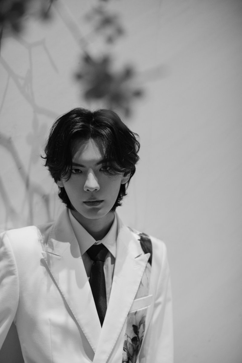 dramaskfan's tweet photo. #BiWenJun para o livestream da Firmus.
#毕雯珺 #九霄寒夜暖 #TheSilenceOfTheMonster #SeizingDreams #ALeagueOfNobleman #DuoMeng #NiChang #SweetTaiChi #InAClassOfHerOwn #cdrama #dorama https://t.co/S2UrjIqfx8