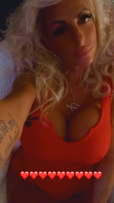 Sleep well my angels 😇 thankful for another day ❤️❤️❤️❤️ https://t.co/9eSQXI8hgv<a href="/tag/merrychristmas"class="tags"><span>#merrychristmas</span></a><a href="/tag/christmaseve"class="tags"><span>#christmaseve</span></a><a href="/tag/happyholidays"class="tags"><span>#happyholidays</span></a><a href="/tag/xmas"class="tags"><span>#xmas</span></a>