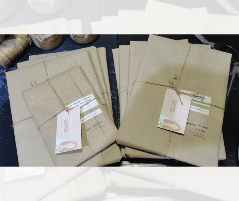 JulieAn07092850's tweet photo. Packed Kraft books and notepads for today β₯#kraft #journals #Planner #journalph #plannerph #WritingCommunity #handmade https://t.co/pFplet14zT