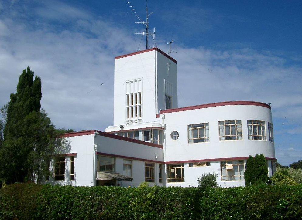 We're now on Mastodon, at @musickpointradio@mastodon.nz so please follow us there! mastodon.nz/web/@musickpoi…