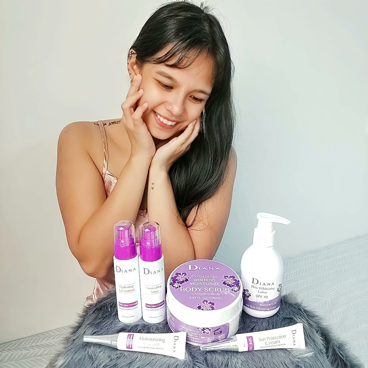 marylaraloraine's tweet photo. Giveaway Alert!
Check my FB post 👇
https://t.co/9TlHDN7ip5

@Diana_MaxiGlow https://t.co/3h5J1OtF5I