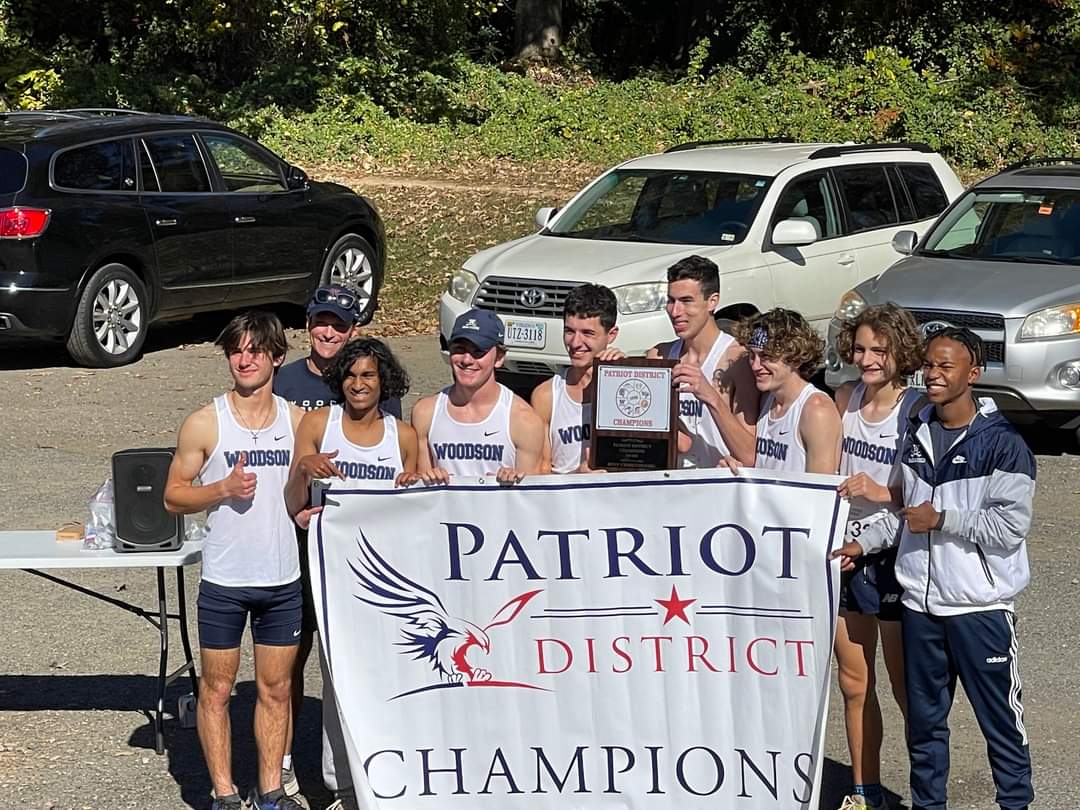 CherylHyder's tweet photo. Nothing to see here, just your @WoodsonXCTF, also known as #Champs at #PatriotDistrict XC championships. These kids redefined what it means to show up, and rep @WTWoodsonHS in 1 of the best ways possible. Much respect y'all! 
(pic: @FPYCmom) https://t.co/OTXW6d8Y2Z