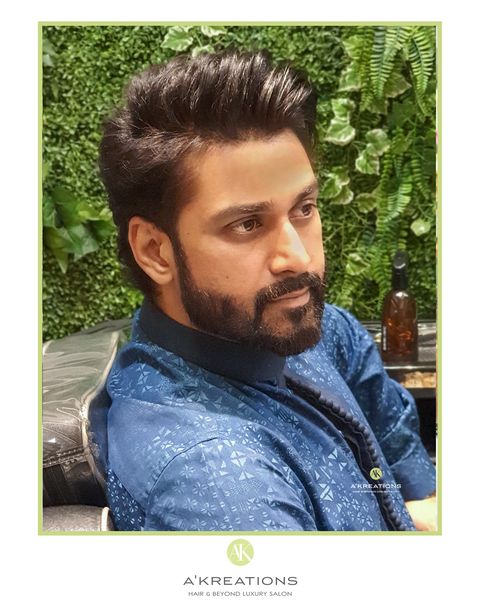 AKreationsIndia's tweet photo. Timeless classic style. Perfected by our stylists. Hair and Beard by Style Director Yogesh Nikam.
#beard #beardstyle #haircut #fadehair #menshaircut #haircutformen #fadehairstyle #menshairstyles #hairstylesformen #haircutoftheday #akreations #akreationspowai #akreationsindia https://t.co/Y2Wzm2u7Tz