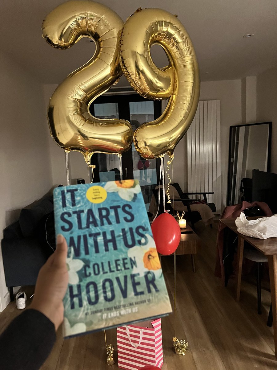 __just_tay__'s tweet photo. Came home to this last night 🥺 my husband is the best https://t.co/72La6Nj7wk