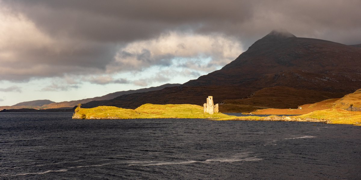 Inchnadamph
This beautiful church &amp; burial ground stands at the head of Loch Assynt where the River Ionian feeds the loch.  Wonderful dynamic Autumn light, spotlights the ruins of Ardvreck with the southern tip of the Quinag massif behind. A good weekend to all.
🐾👣😊