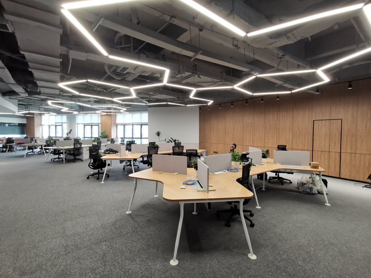 raysolve_tech's tweet image. 【Office Relocation Announcement】We are excited to announce that our Suzhou office has moved to the following new address on Oct. 25th, 2022. 2/F, Tower A2, Ascendas Innovation Park, No. 388 Xinping Street, Suzhou Industrial Park, Suzhou, China.