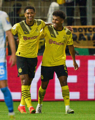 ValyrianSt_l's tweet photo. @BlackYellow https://t.co/6x2c2e7dHY
