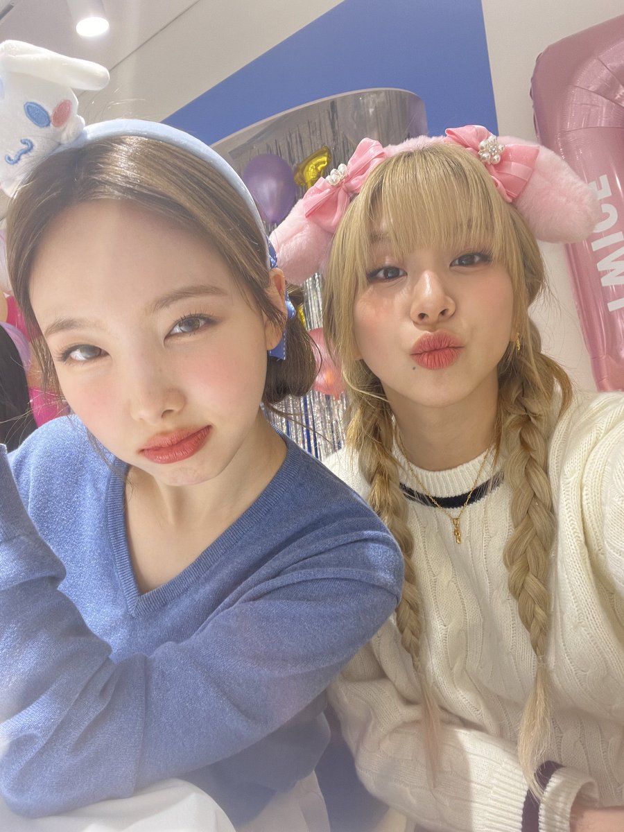 twenty9ayn's tweet photo. [🍓📸] • 02:58 PM KST https://t.co/uwNt8ycAhr