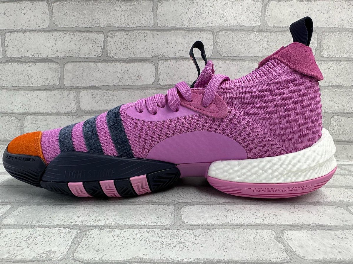 gallery2basket's tweet photo. 【10/28(金)発売】
adidas Trae Young 2
(H06483)

https://t.co/hnBlYqMPeT

#gallery2 #ギャラリー2 #ギャラ2 #バスケットボール #バスケ #バッシュ #basketball #adidasbasketball #adidasboost #TrueToAtlanta #lightstrike  #traeyoung #icetrae #traeyoung2 https://t.co/jhWBxKZJt2