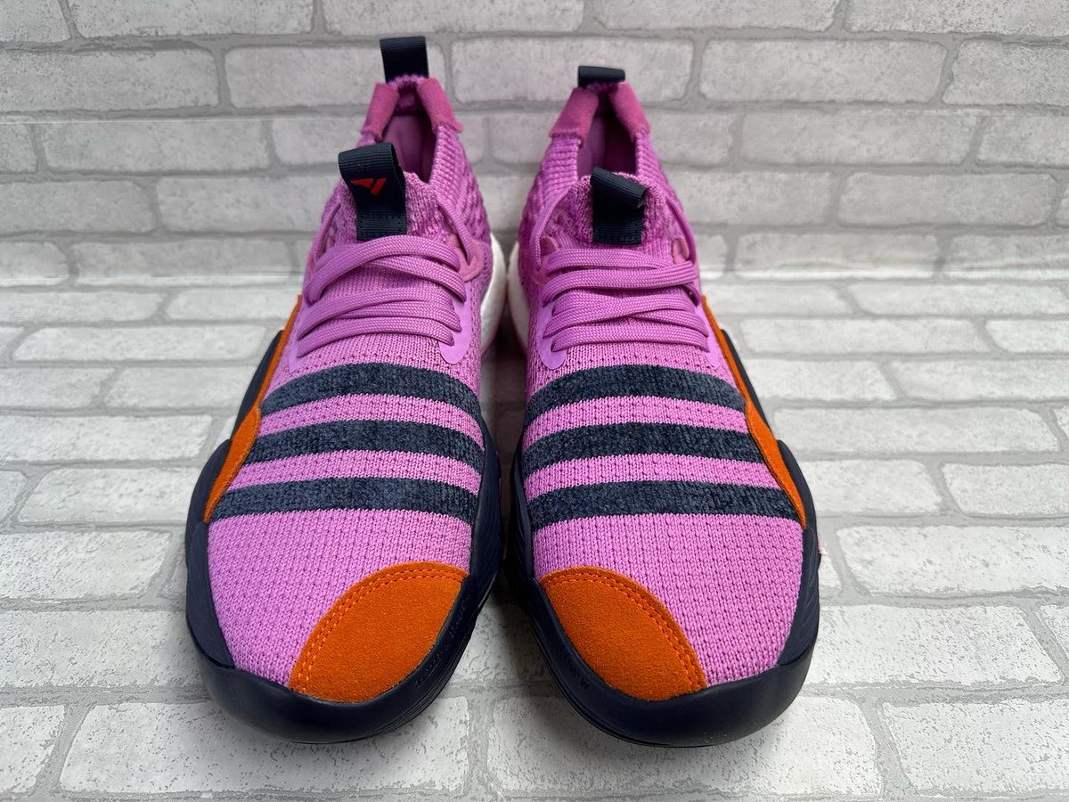 gallery2basket's tweet photo. 【10/28(金)発売】
adidas Trae Young 2
(H06483)

https://t.co/hnBlYqMPeT

#gallery2 #ギャラリー2 #ギャラ2 #バスケットボール #バスケ #バッシュ #basketball #adidasbasketball #adidasboost #TrueToAtlanta #lightstrike  #traeyoung #icetrae #traeyoung2 https://t.co/jhWBxKZJt2