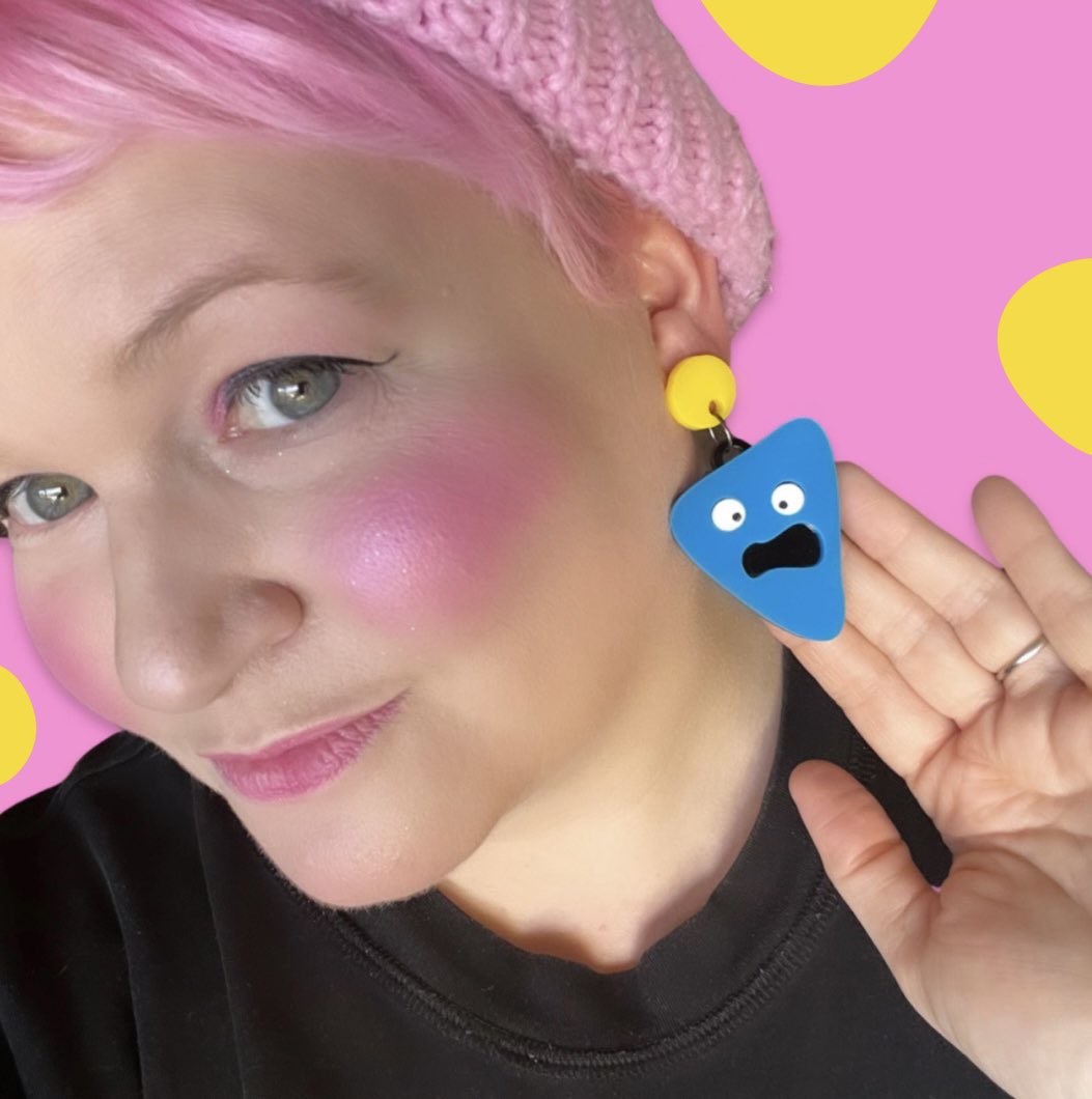 PigletJewellery's tweet photo. The teasing is *almost* over! Want to know when it's rock o'clock? Make sure you're signed up to Little Pig News (link in bio) because I cannot wait to share the newness with you! 💛💙
#littlepigjewellerydesign #rockmonsters #thingswitheyes #newjewellery #acrylicjewellery https://t.co/Kwok16T3Do