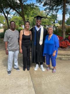 ruthleach2020's tweet image. My grandson graduated is name is kun Lou