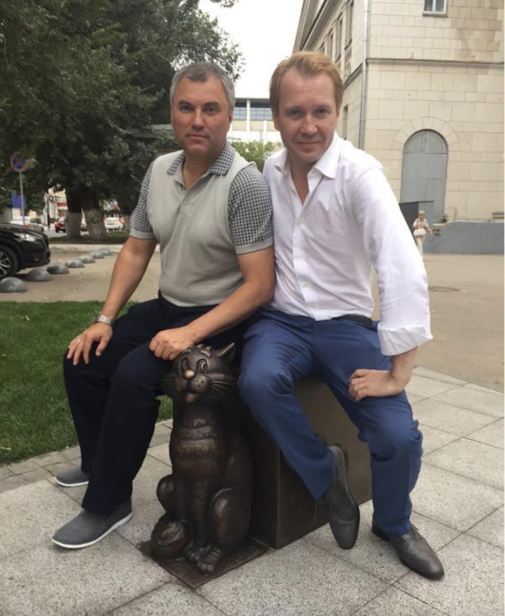 Для Володина в гей-аду будет отдельная сковородка. В этом аду не будет ни одного продолговатого предмета. И даже сковородка будет без ручки.