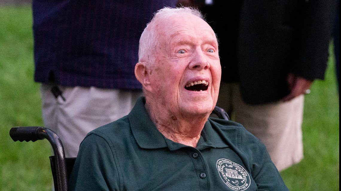 RonaldCanada8's tweet photo. Jimmy Carter is going to go any day now, he's on borrowed time https://t.co/1Oo50GEyoI