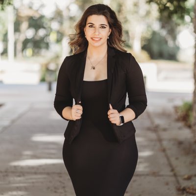 WanesNancy's tweet photo. I haven’t been on Twitter in over a year, it’s only fitting to have a #NewProfilePic 📸💁🏻‍♀️ https://t.co/7os3VzgLY9