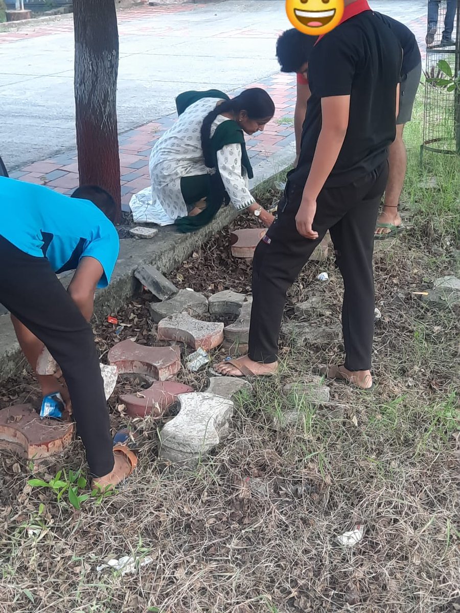 District Women and Child Development Office_Nagpur (@nagpur_dwcd) on Twitter photo Moving ahead in the #cleanliness drive <a href="/Nagpur_DWCD/">District Women and Child Development Office_Nagpur</a> officials are taking efforts to beautify their external premises at Govt Boys Observation Home, under #SpecialCampaign2.0 created by DARPG #Swachhata <a href="/MinistryWCD/">Ministry of WCD</a> <a href="/DrJitendraSingh/">Dr Jitendra Singh</a> <a href="/DARPG_GOI/">DARPG ЁЯЗоЁЯЗ│</a> @MDwcd #SwachhBharatDiwas2022 Moving ahead in the #cleanliness drive <a href="/Nagpur_DWCD/">District Women and Child Development Office_Nagpur</a> officials are taking efforts to beautify their external premises at Govt Boys Observation Home, under #SpecialCampaign2.0 created by DARPG #Swachhata <a href="/MinistryWCD/">Ministry of WCD</a> <a href="/DrJitendraSingh/">Dr Jitendra Singh</a> <a href="/DARPG_GOI/">DARPG ЁЯЗоЁЯЗ│</a> @MDwcd #SwachhBharatDiwas2022