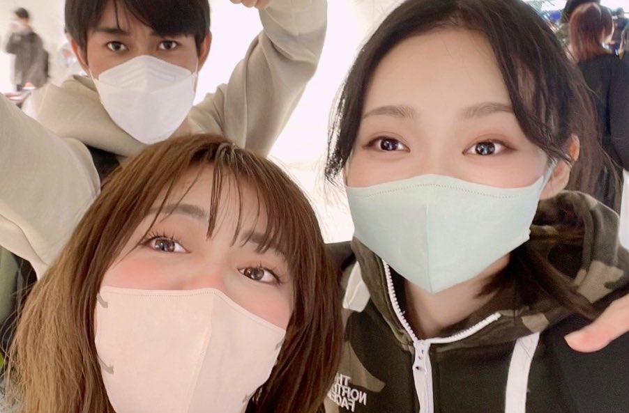 azusaina's tweet photo. 姉さんとの共演、ずっと願ってて叶ってが、今回の作品せんにゅうかん。良いことも悪いこともその場の空気全て受け止めて吸収して浄化してくれている。それをいとも普通にやってのける、素晴らしい人🧽🤍
かほちゃんと一緒に大ファンです。

#小野由香 https://t.co/eT7xW5OvIR