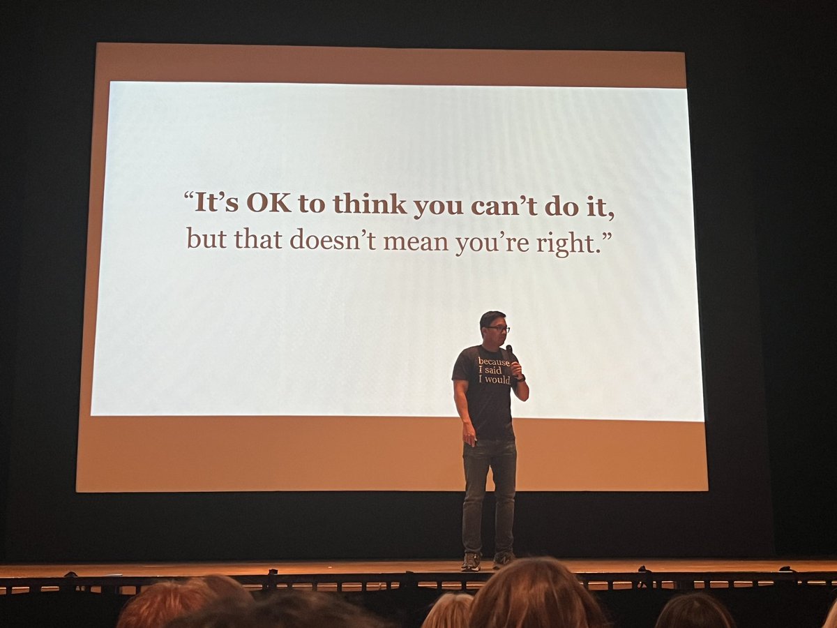 EHOVEtlc's tweet photo. Today we went to a TLC student conference. We Learned a lot about what are good things to have for being a leader. #EHOVEvip https://t.co/ByCc43yDUn