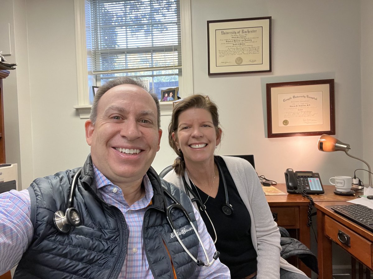 We are excited to celebrate #NationalInternalMedicineDay at Fox & Brantley Internal Medicine, with my partner ⁦@dmhender Cheers to all the internal medicine specialists! ⁦@ACPinternists⁩ ⁦@DarilynMoyer⁩ ⁦@DrElisaChoi⁩ ⁦