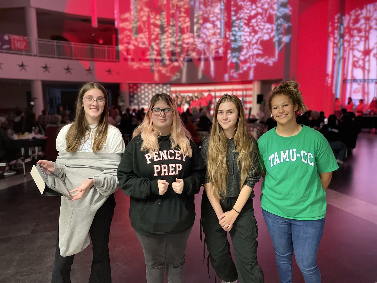 vmhs_APC's tweet photo. APC students are learning skills that will help them in one of the fastest growing industries according to the US Bureau of Labor and Statistics. https://t.co/wZuzDVLWUI