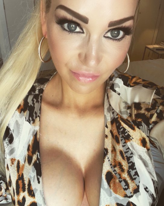 hot_tiger