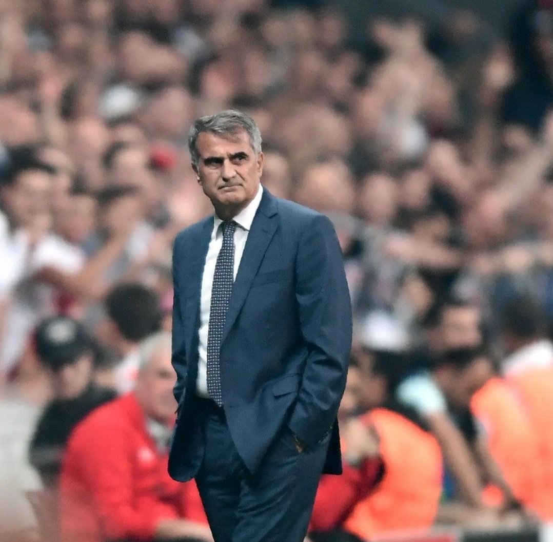 Hoşgeldin Şenol Hocam..
Beşiktaş 'ım vurduğun gol olsun.. 🖤🤍 <a href="/Besiktas/">Beşiktaş JK</a> <a href="/BesiktasJK/">Beşiktaş JK Kurumsal</a>