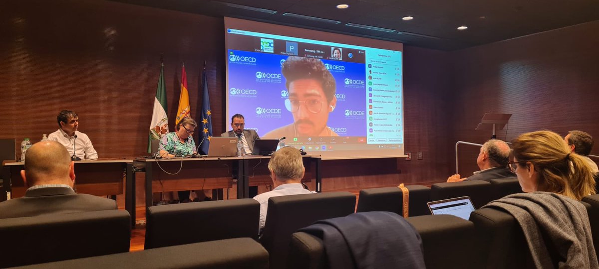 MINETHEGAP_EU's tweet photo. Last week @MINETHEGAP_EU participated in the hybrid #Workshop hosted by @AndaluciaJunta within @MMHSeville week, planning synergic activities between Mining industry - S3P (https://t.co/M9o3VMypM3), @MINETHEGAP_EU and @OECD_local #miningregions (https://t.co/Y37yosBGAf). https://t.co/XTfxa3bLF3