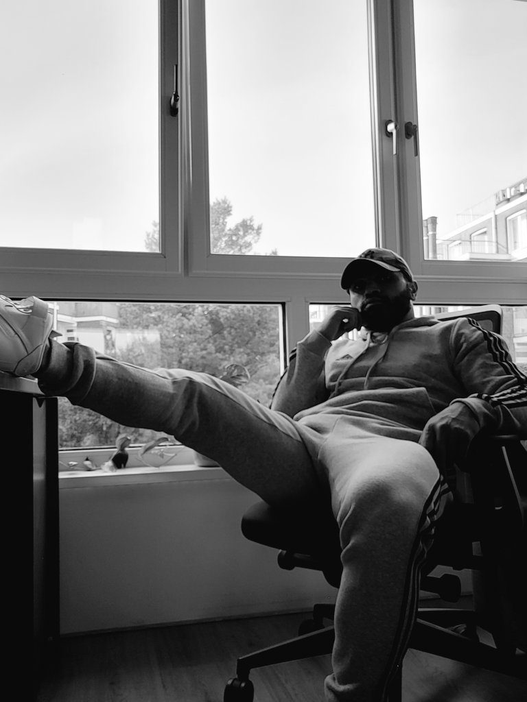 musclemaster26's tweet image. So now  who is  going  to paypal  me  right  now ? 😈🐺⛓️🧎 and  be thankful