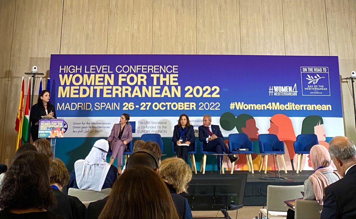 🌊💜 El @govern, per mitjà d’@exteriorscat, participa a la 5a Conferència d’Alt Nivell #Women4Mediterranean 2022 de la @UfMSecretariat, sobre l’apoderament de la dona a la societat, que té lloc a Madrid, amb la comissària europea d’Igualtat 🇪🇺 @helenadalli