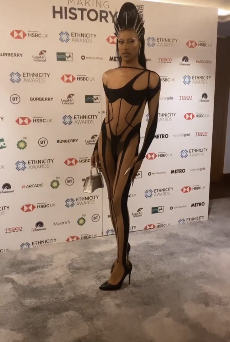 MatthewDogelio3's tweet image. The absolute fucking serve 🔥😍✨🤩 #Tayce