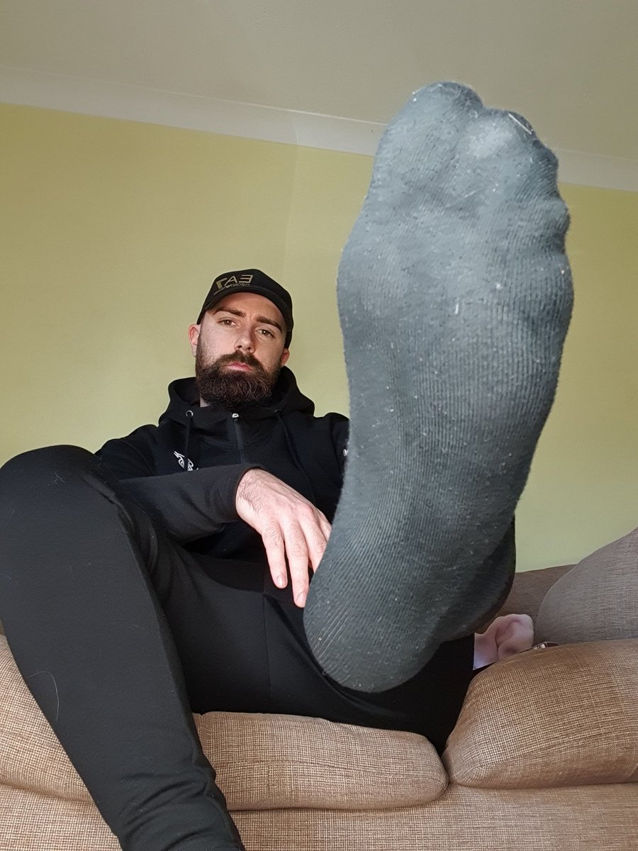 MasterDomUK's tweet image. Its Friday and payday

Lets put that cash where it belongs