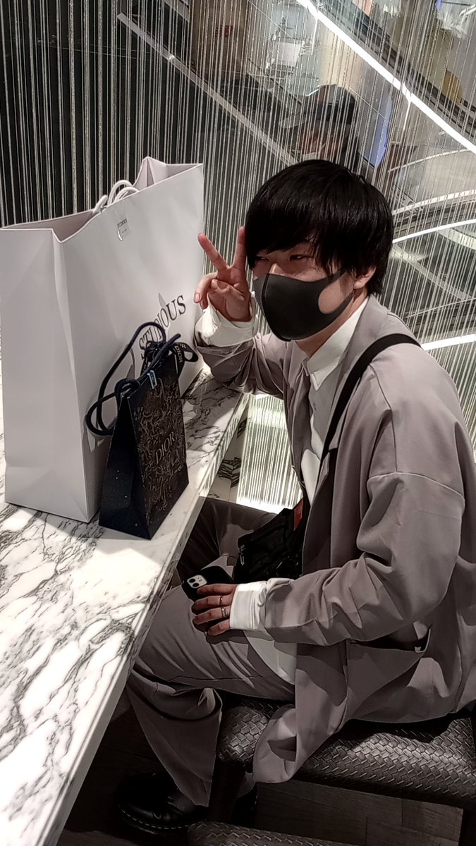 kasudesudoon's tweet photo. 今日10万円使った男！ https://t.co/hWRkoiEWPQ