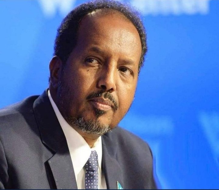 TariqKwame's tweet photo. HSM has achieved more in less than 6 months than what Farmaajo did in 5 years.

Show us your way of management MASTER.... https://t.co/5kidVrbsjN