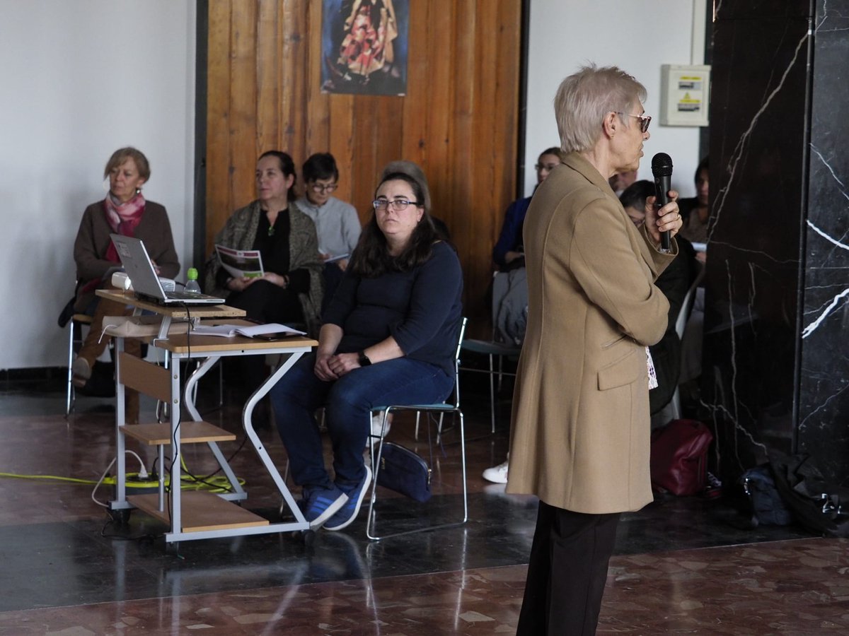Los profesores de Religión de #Valladolid, han participado en un curso de formación sobre la Doctrina Social de la Iglesia organizado por la delegación de <a href="/ensenanza_de/">EducArchiValladolid</a>, en el que se han presentado las I Jornadas Sociales de nuestra Diócesis
