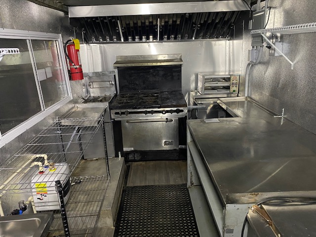 OhioFoodEquip's tweet photo. $18500. Cal.513-907-9434 https://t.co/zZSK80F1nk