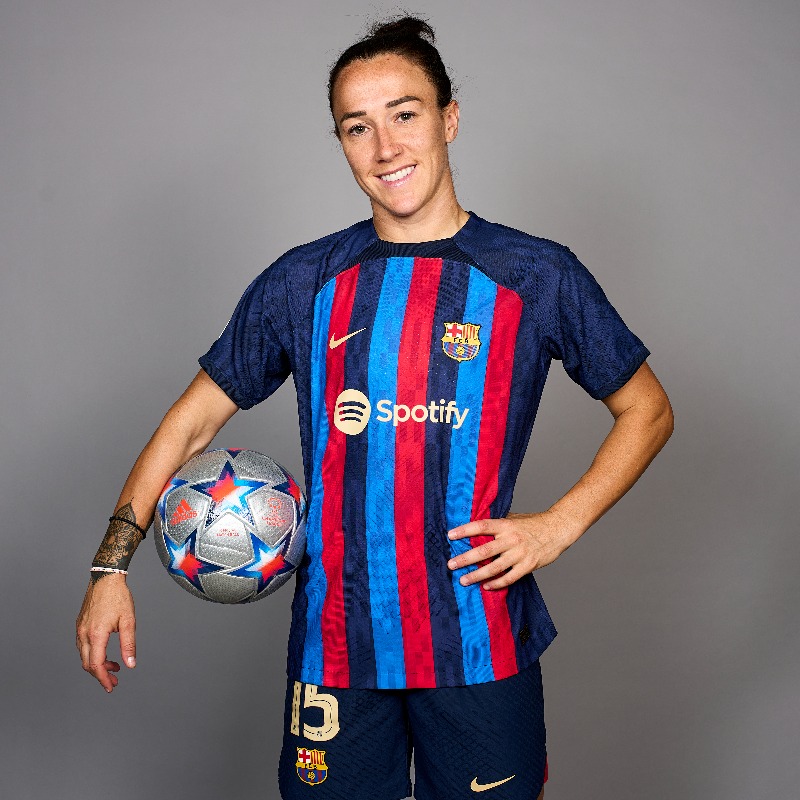 Happy birthday to the legend that is @LucyBronze 🥳🎉 #UWCL // #HBD